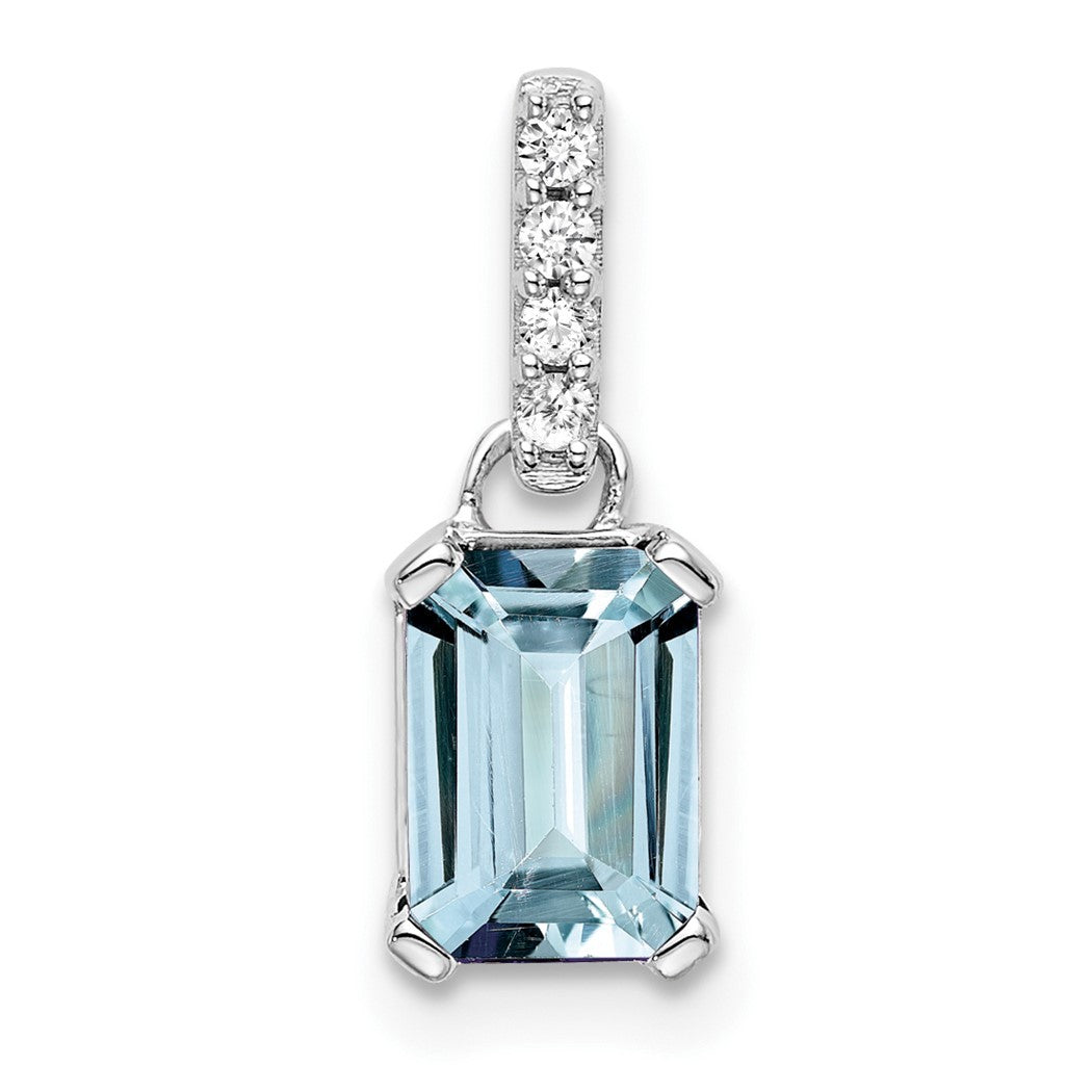 10k White Gold Aquamarine and Diamond Pendant Necklace F50256