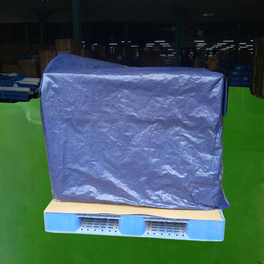 Medium-Duty PE Tarp, 24’ x 40’ R26295