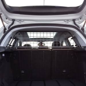 Travall Dog Guard Peugeot 2008 Crossover 2013- U1179