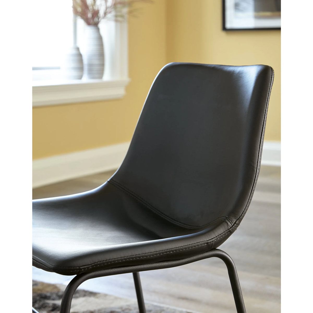 Black Bucket Chair, Set of 2 F111