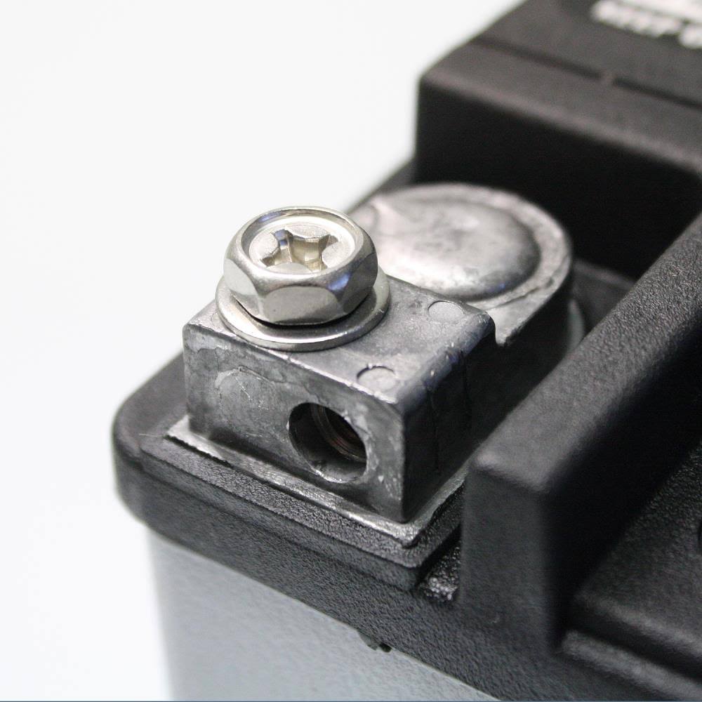 AGM Battery ETX18L R8012