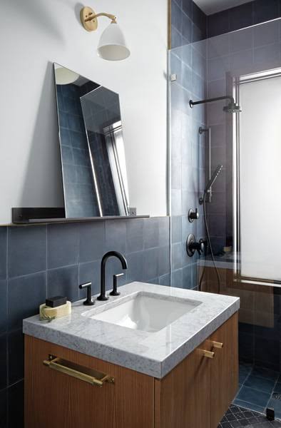 Matte Black Slide Bar with Hand Shower G34429