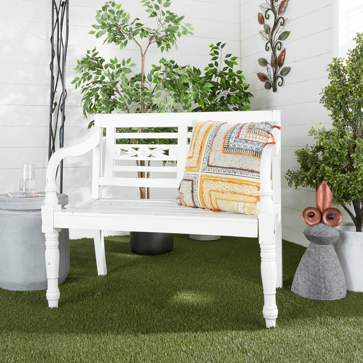 White Wood Bench D189