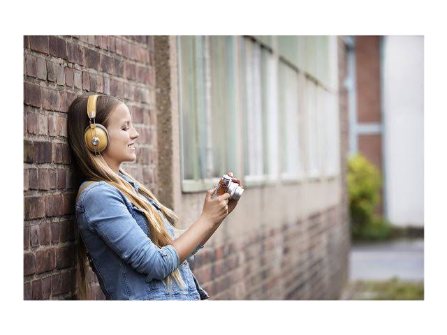 Retro Bluetooth Over-Ear Headphones K443
