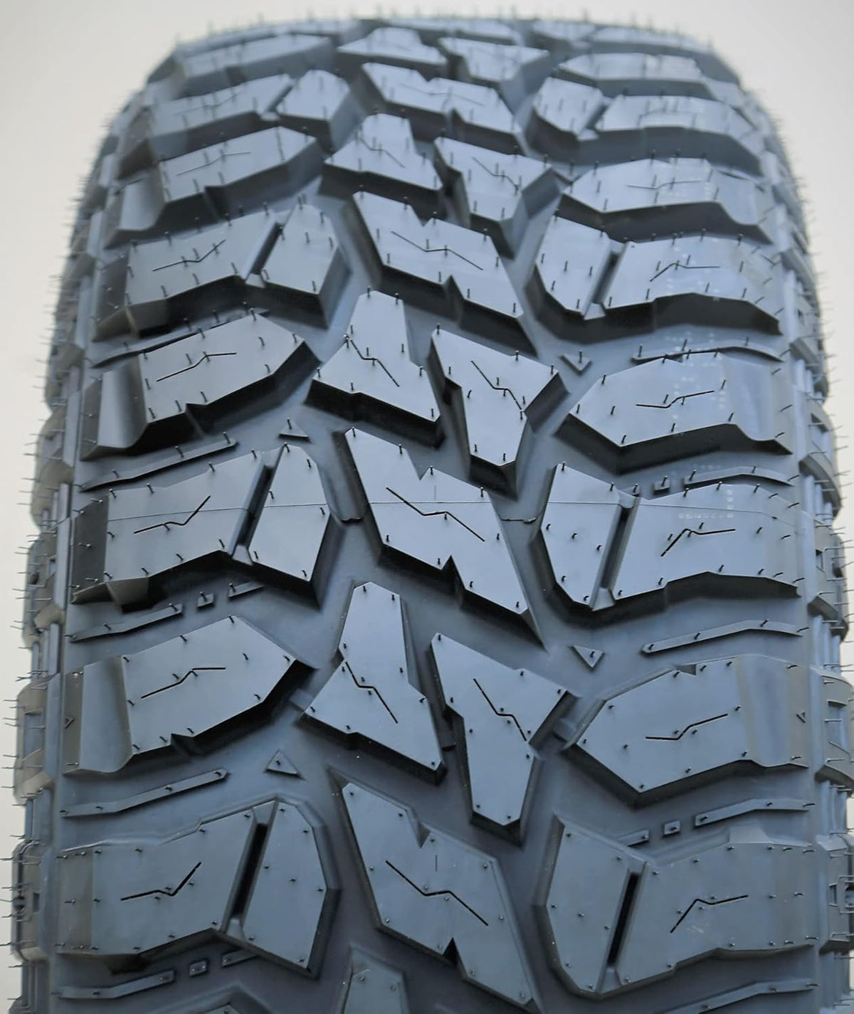 LT285/55R20 10-Ply Mud Off-Road Light Truck Radial Tire A4452