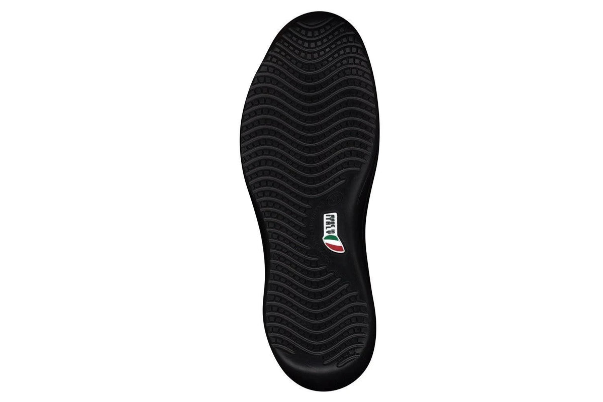 Black 11 E189489