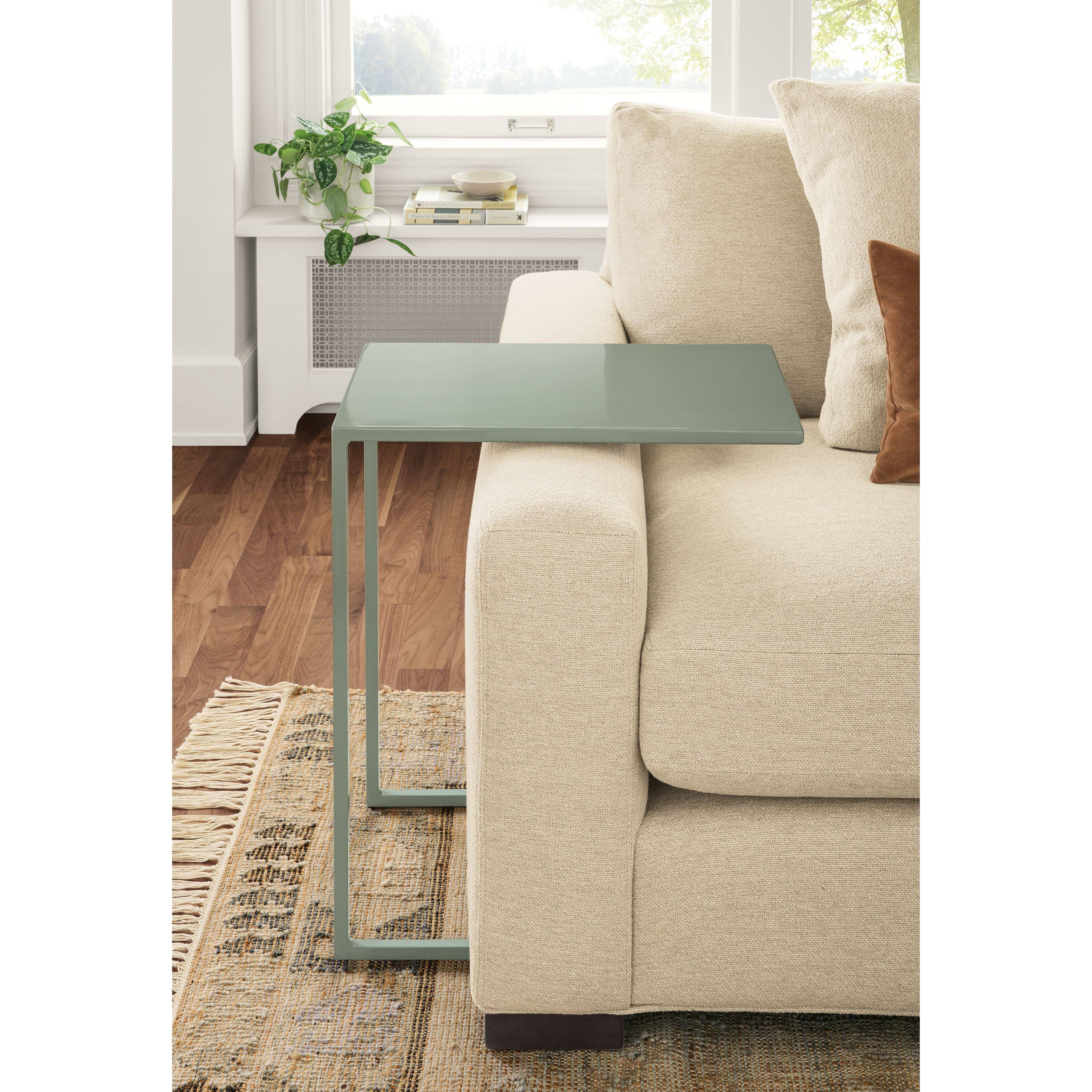 Scarlet Red Slim C-Shaped Table I415